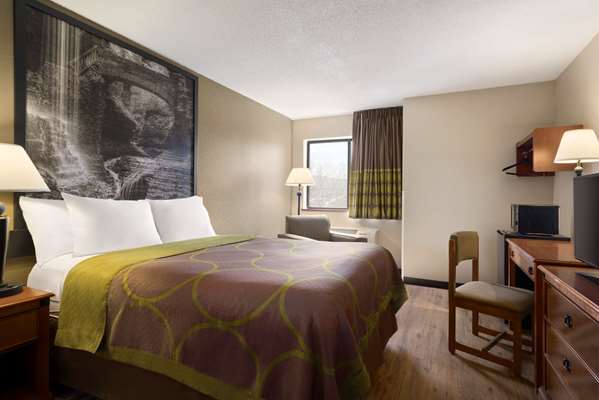  - Super 8 Hotel Ithaca
