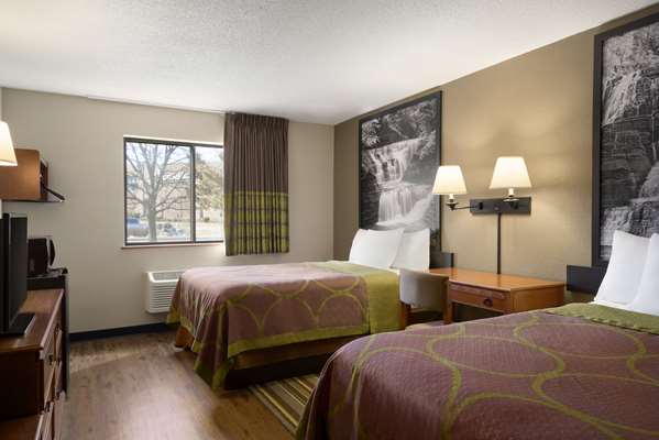  - Super 8 Hotel Ithaca