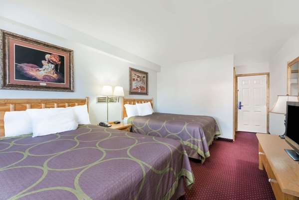  - Super 8 Hotel Powell