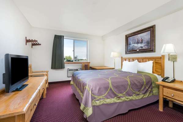  - Super 8 Hotel Powell