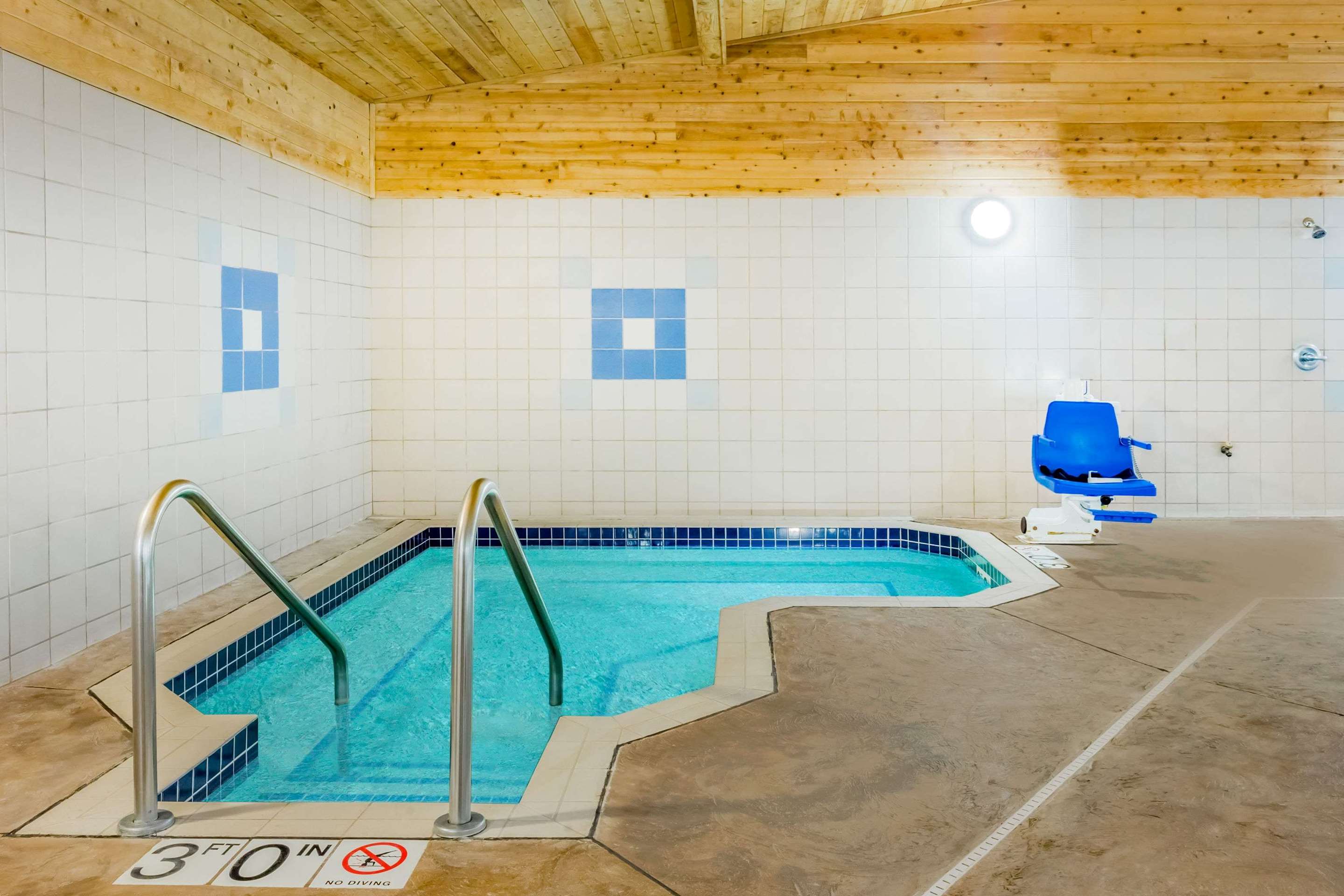 Pool | Super 8 by Wyndham Monroe WI