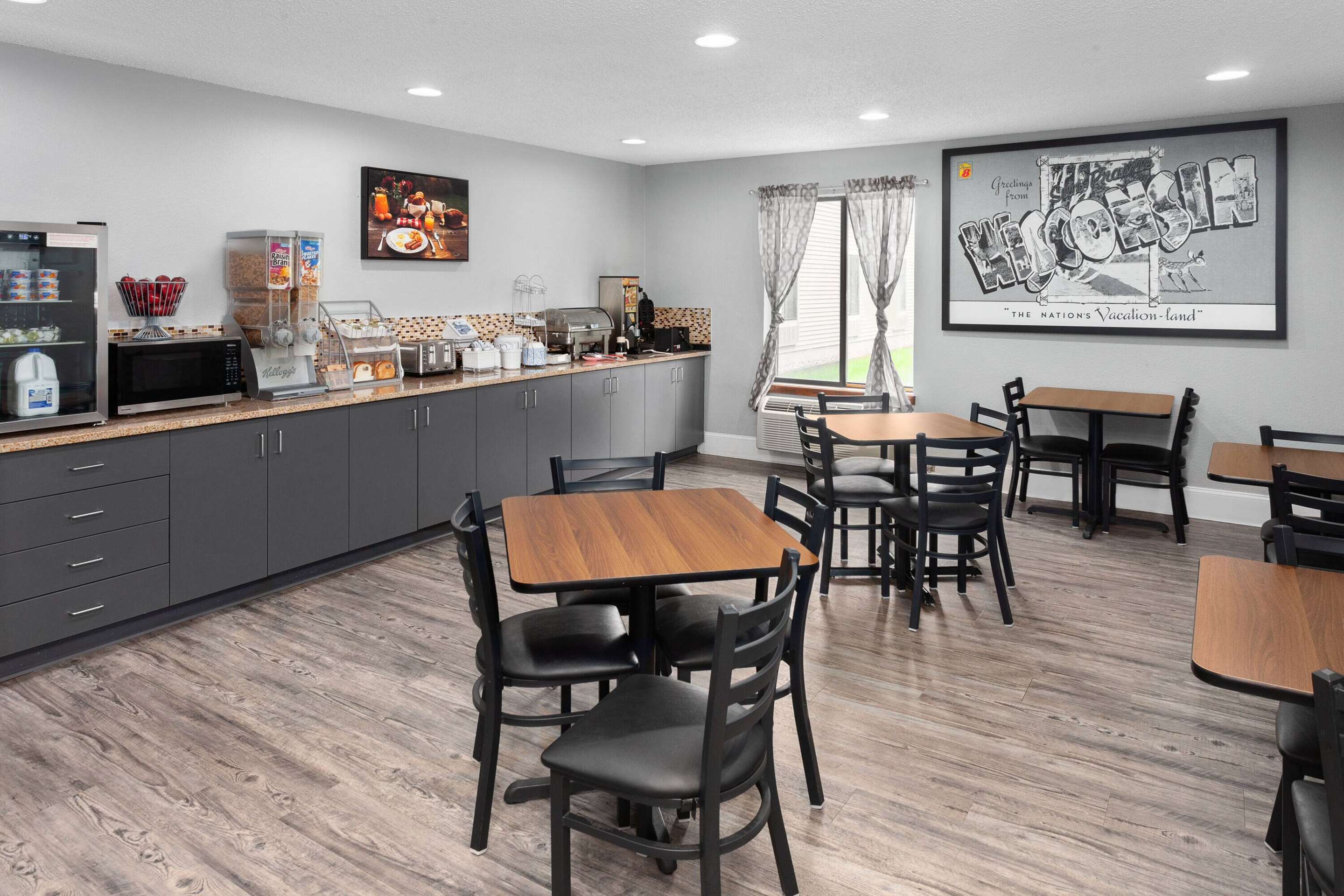 Property amenity | Super 8 by Wyndham Sun Prairie/Madison E