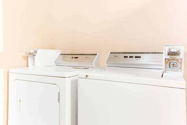 Amenities - Super 8 Hotel Kutztown - I-78, Exit 45