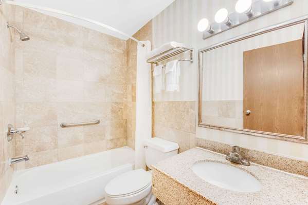  - Super 8 Hotel Kutztown - I-78, Exit 45