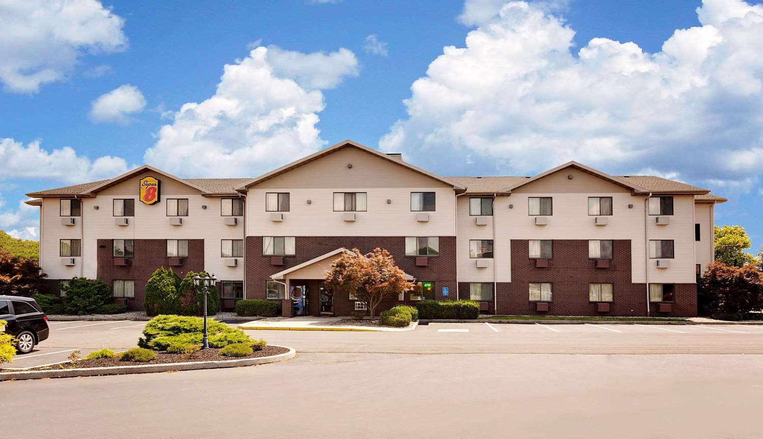 Super 8 Hotel South Carlisle I81, Exit 45, PA See Discounts