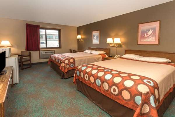  - Super 8 Hotel Hartford