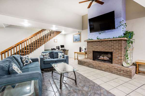  - Super 8 Hotel Great Falls Downtown