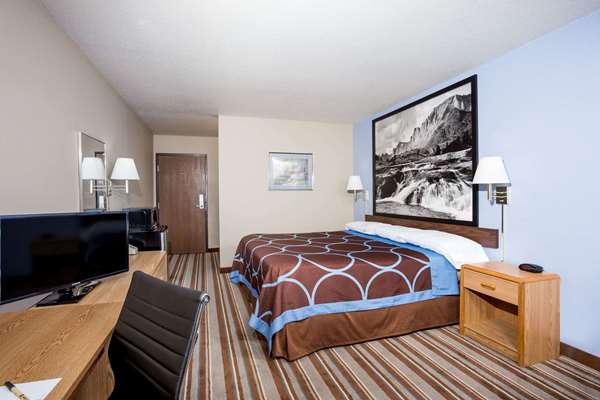  - Super 8 Hotel Great Falls Downtown