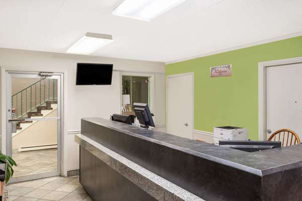  - Super 8 Hotel Hershey Area Harrisburg - I-283, Exit 2