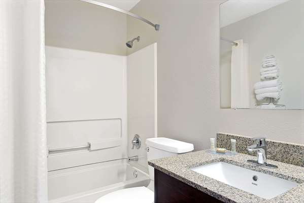  - Super 8 Hotel Waynesburg - I-79, Exit 14