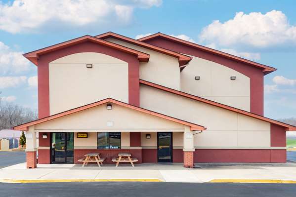 Exterior view - Super 8 Hotel Waynesburg - I-79, Exit 14