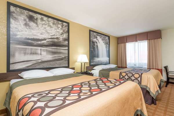  - Super 8 Hotel Rice Lake