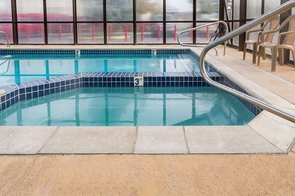 Pool - Super 8 Hotel Logan