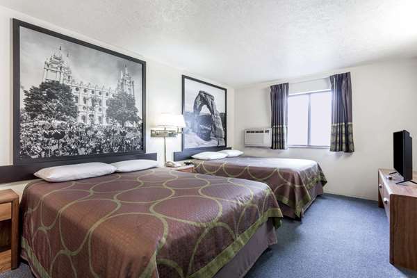  - Super 8 Hotel Logan