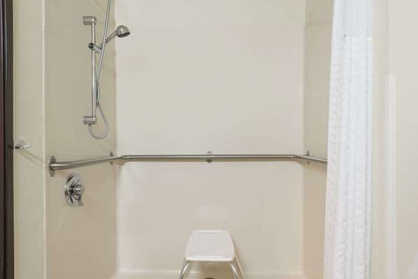  - Super 8 Motel Burnham