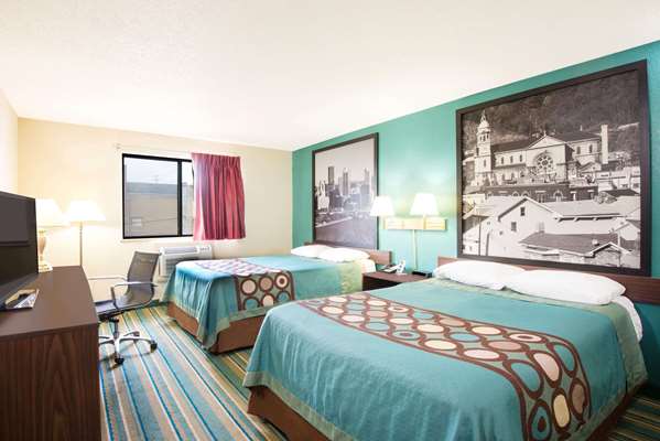  - Super 8 Hotel Pittsburgh Airport Moon Township