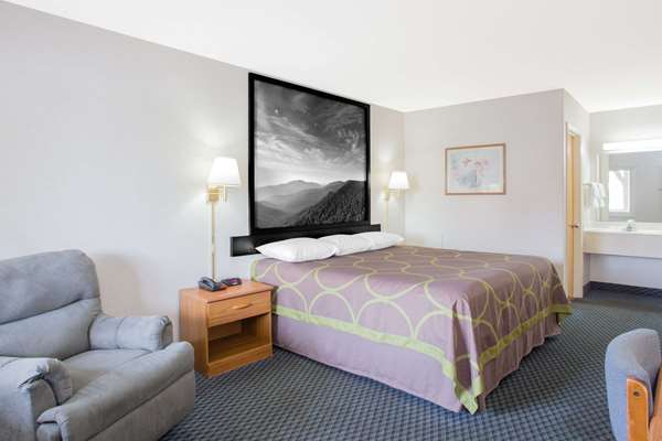  - Super 8 Motel Christiansburg