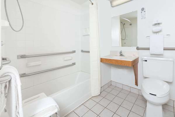  - Super 8 Hotel Front Royal