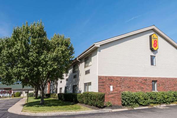 Exterior view - Super 8 Hotel Henrietta - I-390, Exit 12A