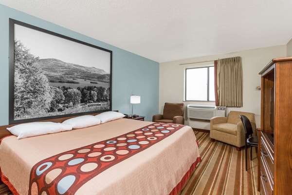  - Super 8 Hotel Danville