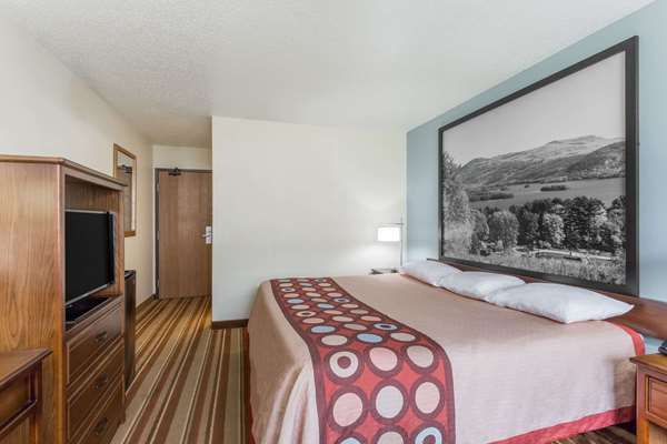  - Super 8 Hotel Danville