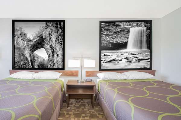  - Super 8 Hotel Appomattox