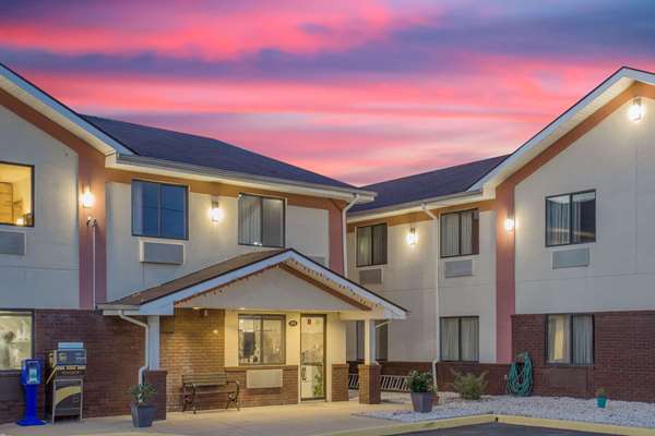 Exterior view - Super 8 Hotel Appomattox
