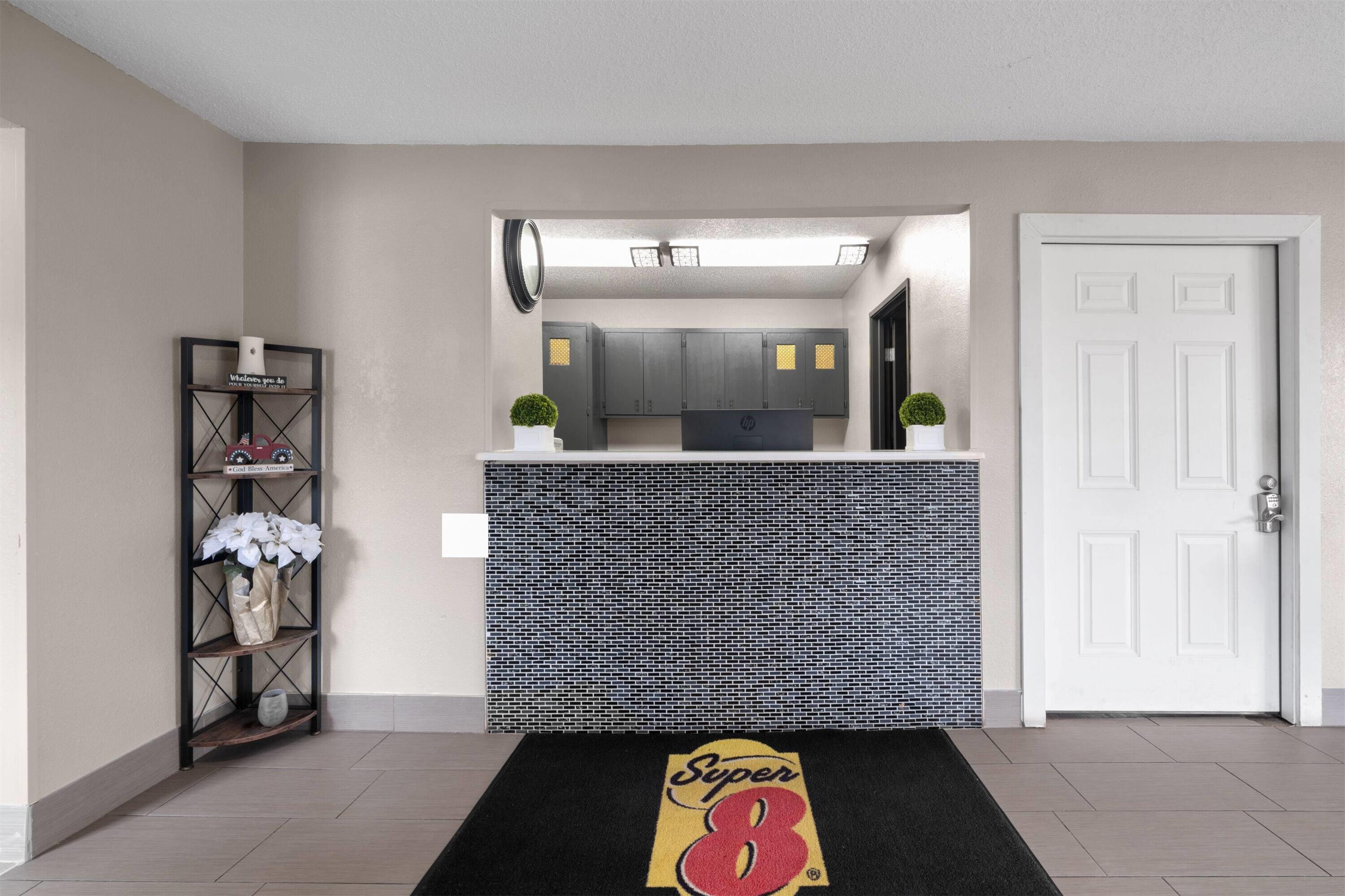 Reception | Super 8 by Wyndham Farmville