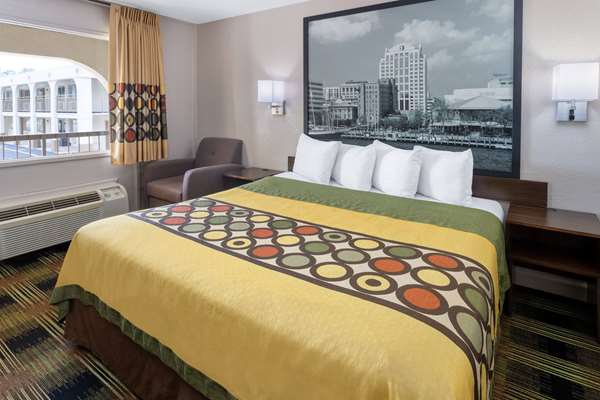  - Super 8 Motel Historic Area Williamsburg