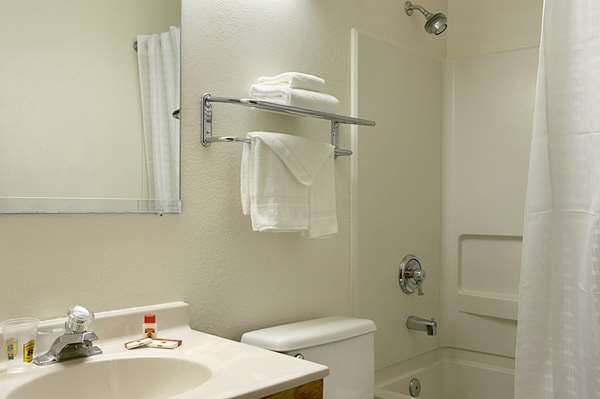  - Super 8 Hotel Chamberlayne Road Richmond - I-95, Exit 82