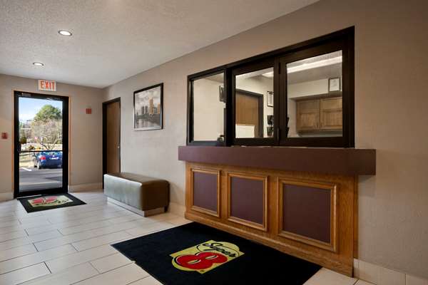  - Super 8 Hotel Chamberlayne Road Richmond - I-95, Exit 82