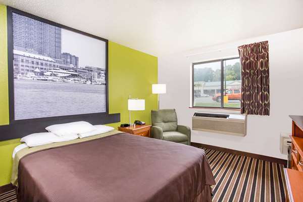  - Super 8 Hotel South Boston