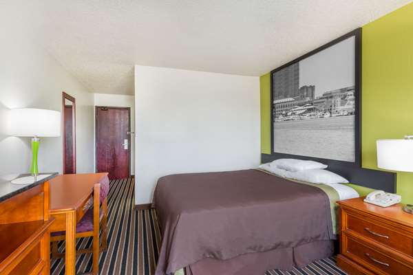  - Super 8 Hotel South Boston