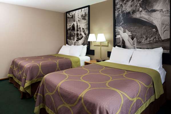  - Super 8 Hotel Aksarben Omaha - I-80, Exit 449