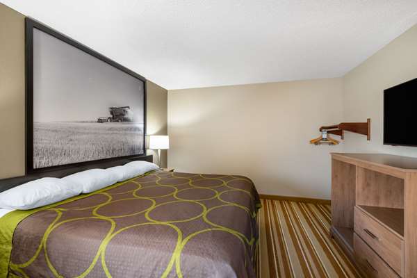 Suite - Super 8 Hotel O'Neill