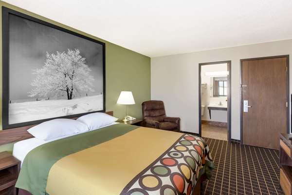  - Super 8 Hotel Norfolk
