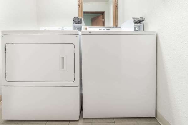  - Super 8 Hotel Elizabethtown - I-65, Exit 94