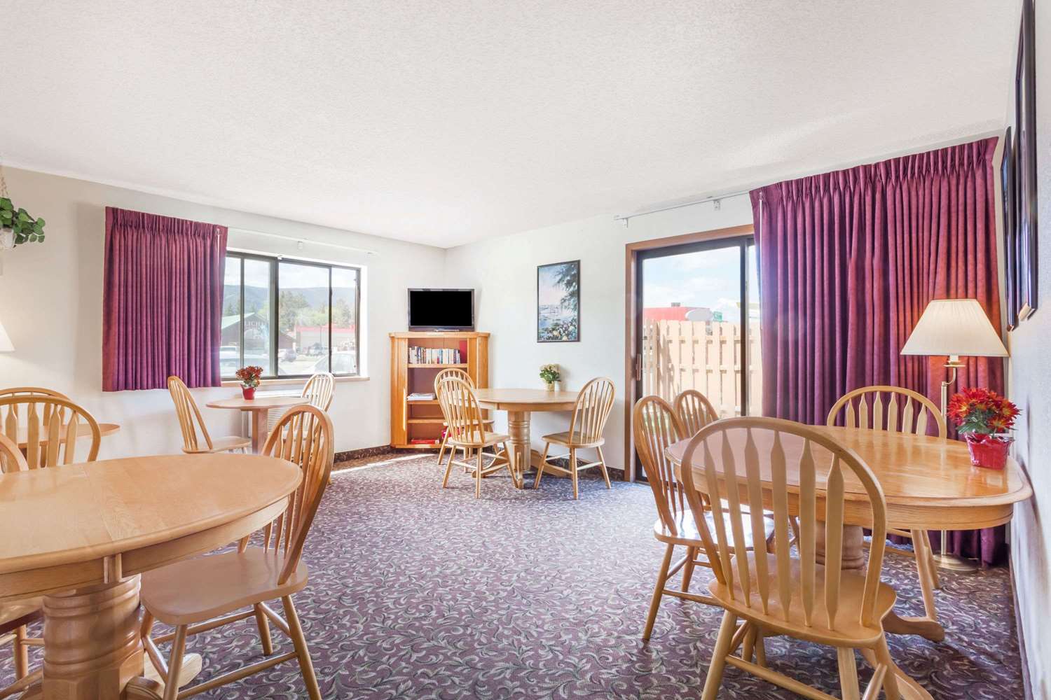 Super 8 Motel Livingston I90, Exit 333, MT See Discounts