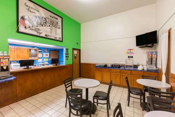  - Super 8 Hotel Wayne