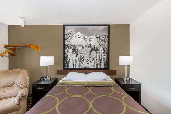  - Super 8 Hotel Wayne