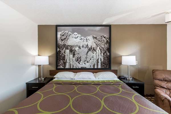  - Super 8 Hotel Wayne