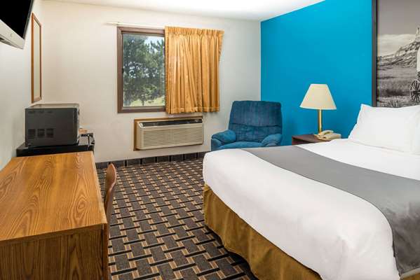  - Super 8 Hotel West Lincoln