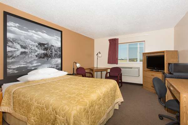  - Super 8 Hotel Ogallala - I-80, Exit 126