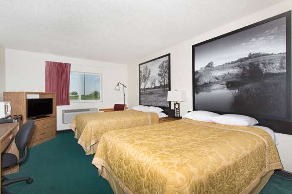  - Super 8 Hotel Ogallala - I-80, Exit 126