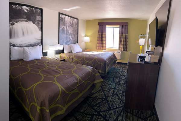  - Super 8 Hotel York - I-80, Exit 353