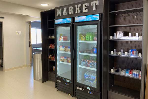  - Super 8 Hotel York - I-80, Exit 353