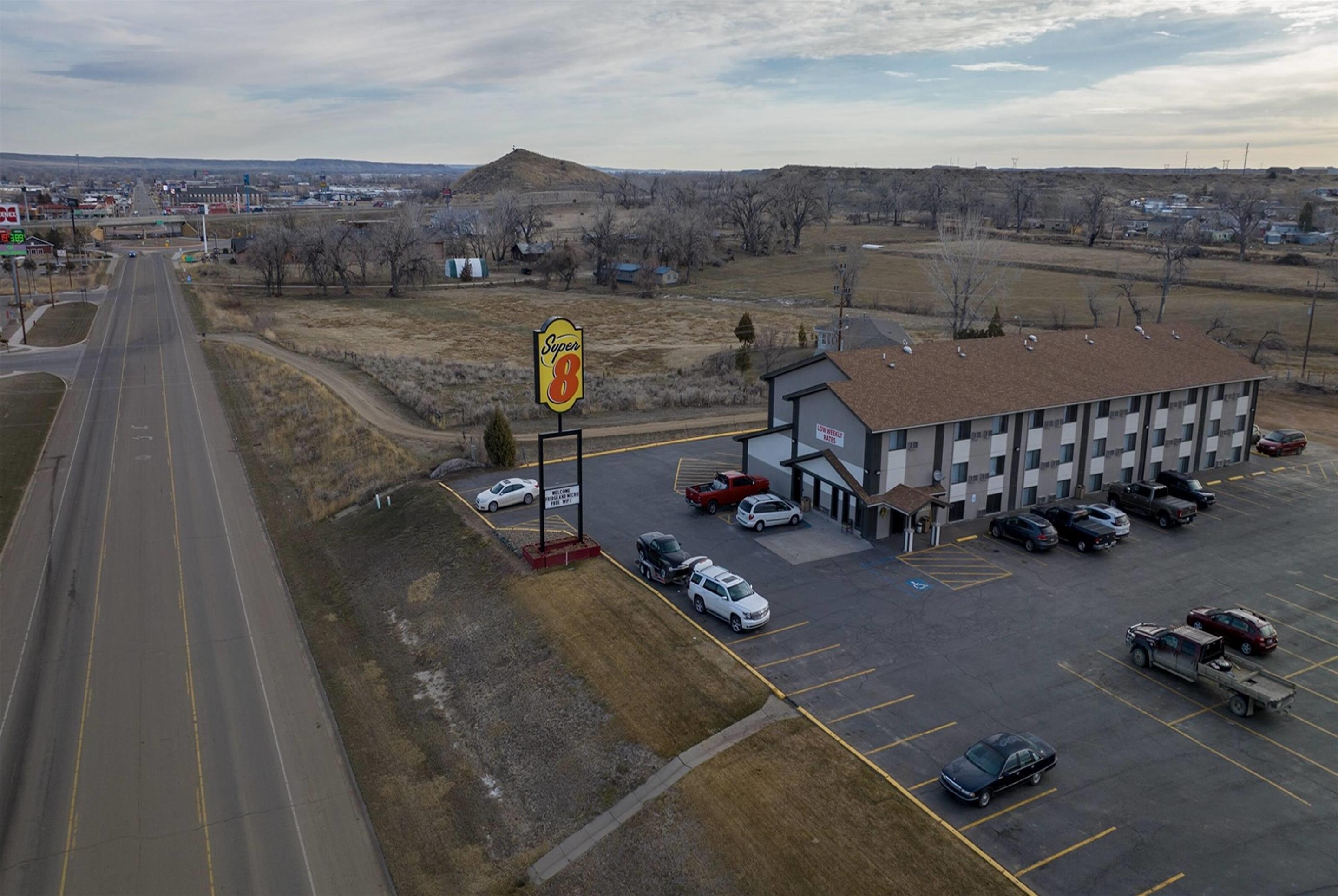 Exterior | Super 8 by Wyndham Miles City