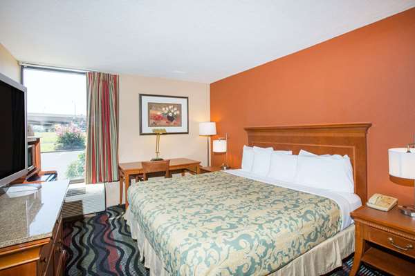  - Super 8 Hotel Market Common Area Myrtle Beach