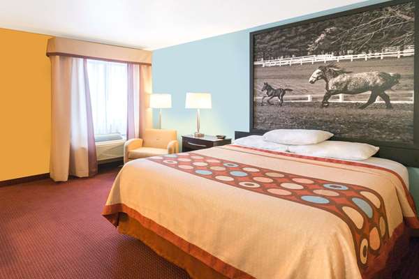  - Super 8 Hotel Richmond - I-75, Exit 90