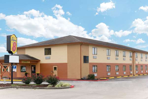 Exterior view - Super 8 Hotel Richmond - I-75, Exit 90